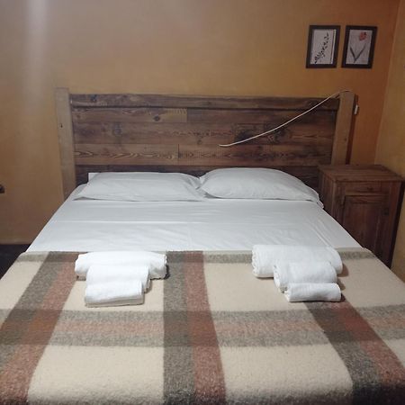 Albergo Diffuso La Marmu Osteria Della Croce Bianca มาร์โมรา ภายนอก รูปภาพ