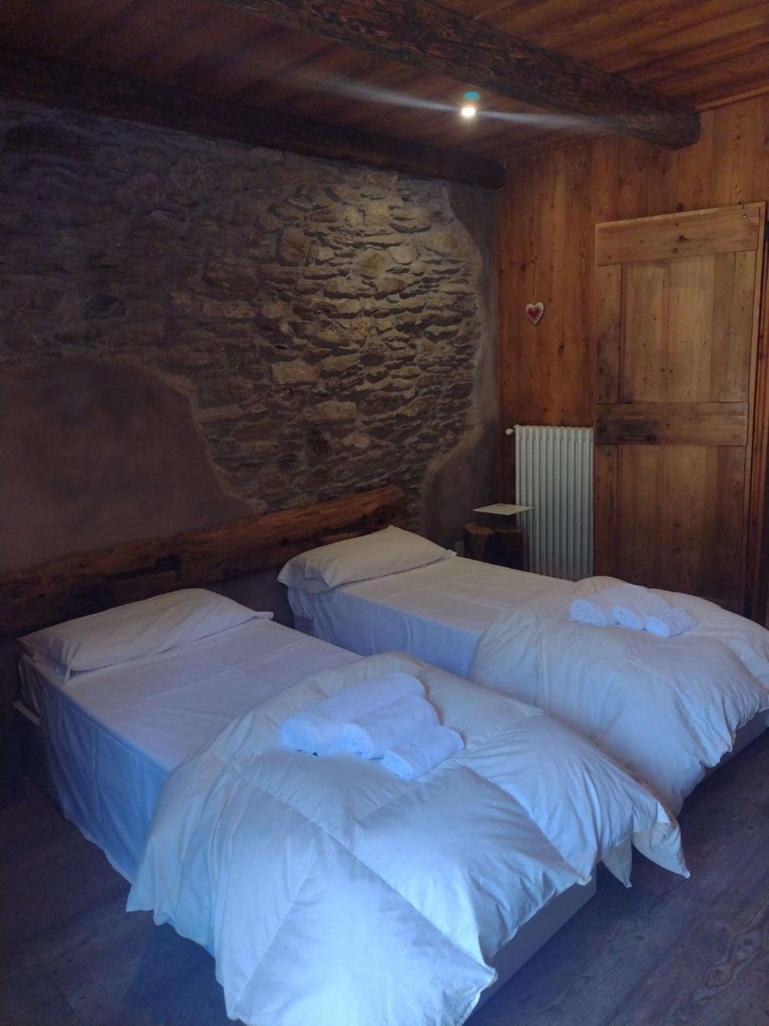 Albergo Diffuso La Marmu Osteria Della Croce Bianca มาร์โมรา ภายนอก รูปภาพ